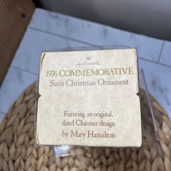Vintage 1976 Christmas Mary Hamilton Charmers Hallmark Glass Ornament - Picture 5 of 5
